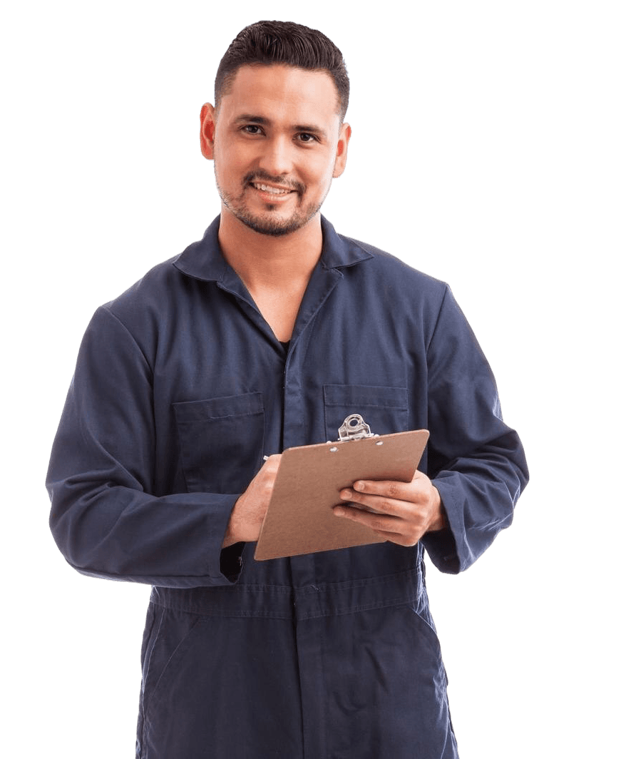 Personal de logística trabajando en almacén